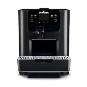 Machine à café professionnelle Lavazza Blue LB 2310, design noir, écran digital, plateau pour tasses, format compact.