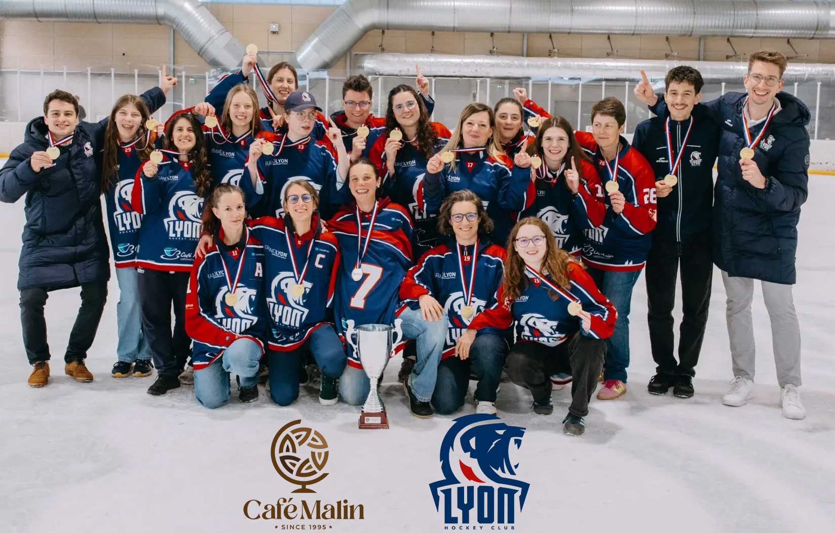 leoes-campeas-lyon-clube-de-hockey