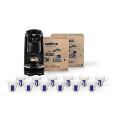 Coffret Lavazza Blue Classy Soul : la machine Lavazza Blue LB 1300C Classy Soul, deux boîtes de 100 capsules Tales of Italy et des tasses espresso Lavazza